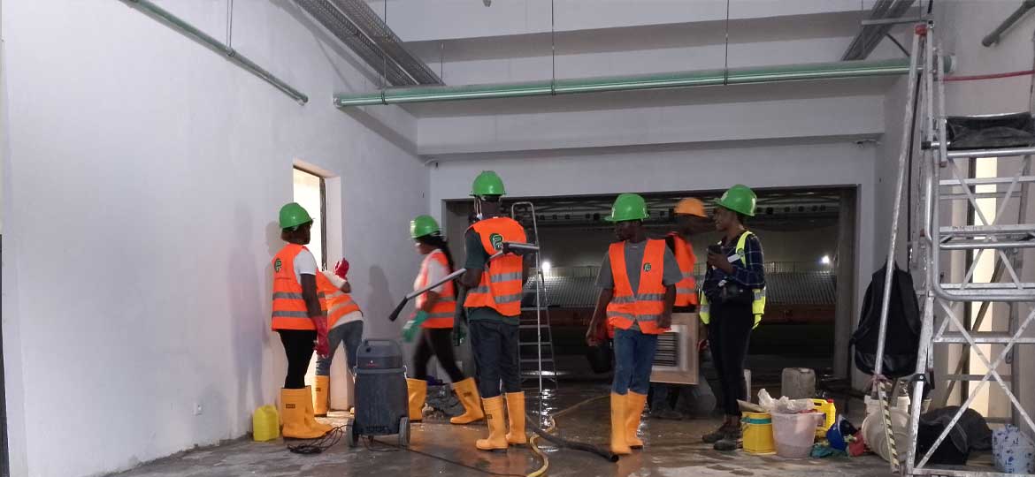 Nettoyage du Chantier du Stade Félix Houphouët-Boigny 